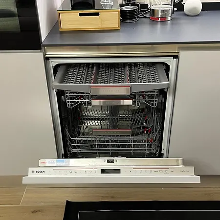 Апартаменты Luxury 3br Charming Center Living